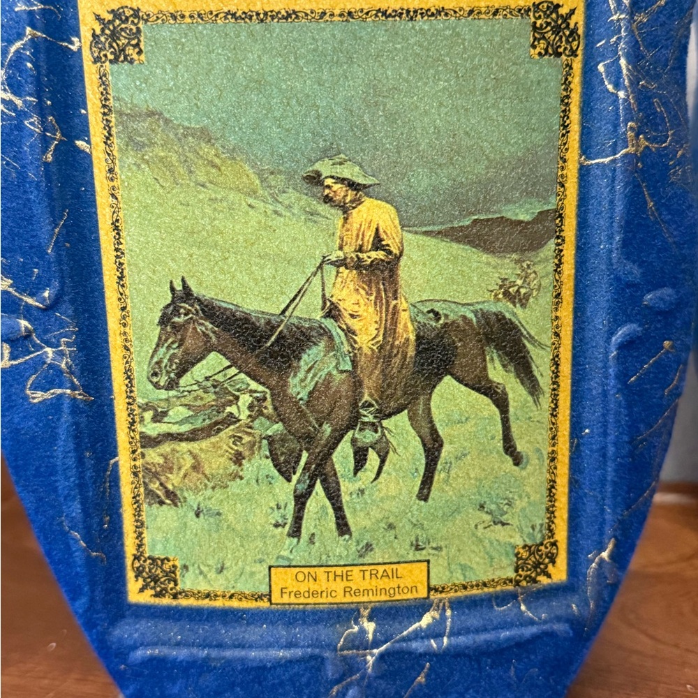 Vintage Jim Beams Bourbon Whiskey bottles - Picture 3 of 4
